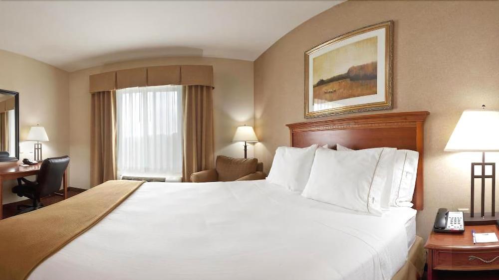 Holiday Inn Express Hotel & Suites Sheldon By Ihg Экстерьер фото